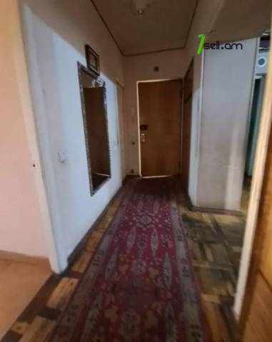 4 սենյականոց բնակարան Գյուլբենկյան փողոցում, 109 ք.մ., մի քանի պատշգամբ, նախավերջին հարկ, քարե շենք