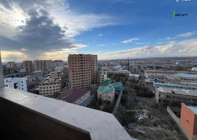 3 սենյականոց բնակարան նորակառույց շենքում Գրիբոյեդովի փողոցում, 116 քմ, 11/15 հարկ, 2 սանհանգույց