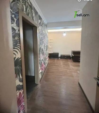 Ընդարձակ 4 սենյականոց բնակարան նորակառույց շենքում Տիգրան Պետրոսյան փողոցում, 277 ք.մ., 2/9 հարկ
