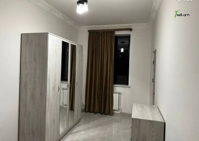 2 սենյականոց բնակարան նորակառույց շենքում Վարդան Աճեմյանի փողոցում, 45 ք.մ., կապիտալ վերանորոգված