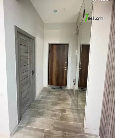 4 սենյականոց բնակարան նորակառույց շենքում Արամ Խաչատրյան փողոցում, 104 քմ, 5/13 հարկ