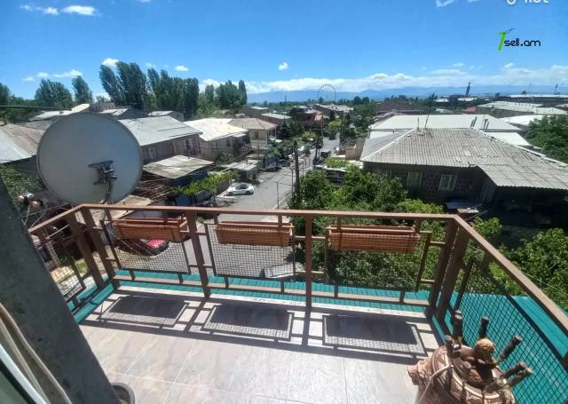 3 սենյականոց բնակարան Արմեն Տիգրանյանի փողոցում, 115 քմ, 2/5 հարկ, 2 սանհանգույց, եվրովերանորոգված