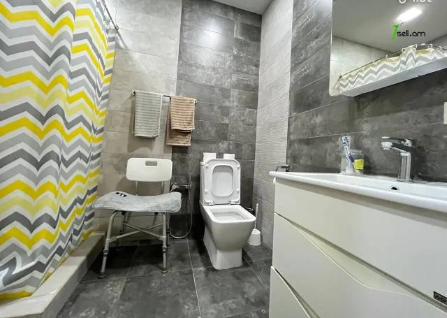 2 սենյականոց բնակարան նորակառույց շենքում Օրբելի եղբայրների փողոցում, 75 ք.մ., 10/15 հարկ