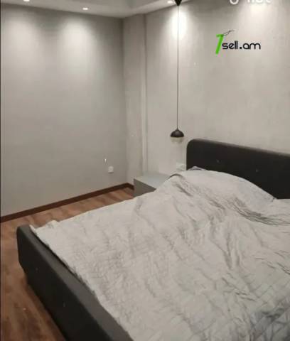 3 սենյականոց բնակարան նորակառույց շենքում Գարեգին Հովսեփյան փողոցում, 104 ք.մ., 3/6 հարկ