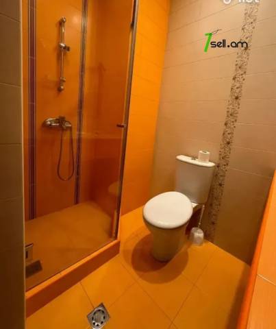 4 սենյականոց բնակարան նորակառույց շենքում Դերենիկ Դեմիրճյան փողոցում, 181 ք.մ., 4/11 հարկ