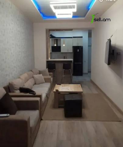 3 սենյականոց բնակարան նորակառույց շենքում Եկմալյան փողոցում, 80 ք.մ., 5/18 հարկ, բարձր առաստաղներ