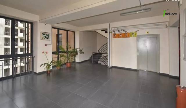 3 սենյականոց բնակարան նորակառույց շենքում Գյուլբենկյան փողոցում, 85 ք.մ., բարձր առաստաղներ