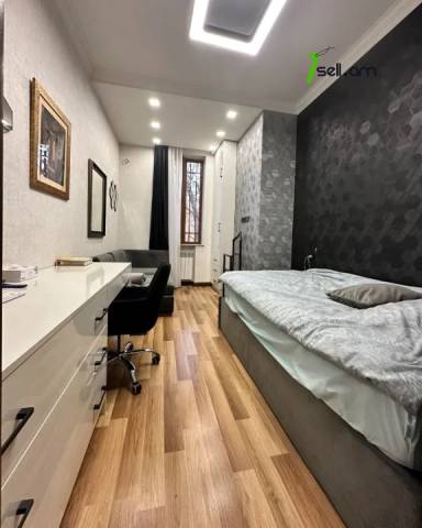 3 սենյականոց բնակարան նորակառույց շենքում Անտառային փողոցում, 105 ք.մ., բարձր առաստաղներ, 2/6 հարկ