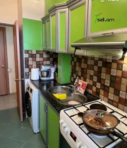 3 սենյականոց բնակարան, Նորաշեն թաղամաս, 80 քմ, 6/16 հարկ, կապիտալ վերանորոգված