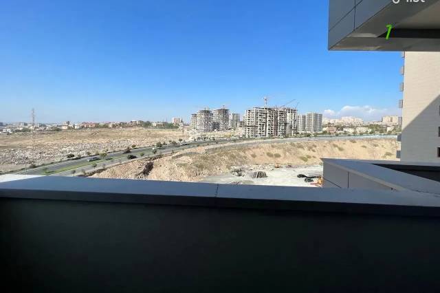 3 սենյականոց բնակարան նորակառույց շենքում Մոնթե Մելքոնյան փողոցում, 99 ք.մ., 8/17 հարկ