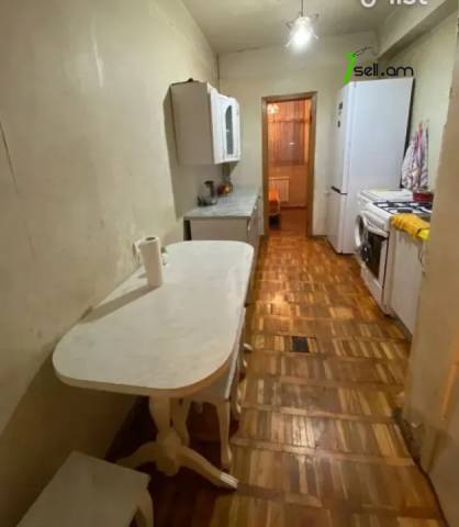 3 սենյականոց բնակարան Սունդուկյան փողոցում, 68 քմ, 5/12 հարկ, 2 սանհանգույց, մասնակի վերանորոգում