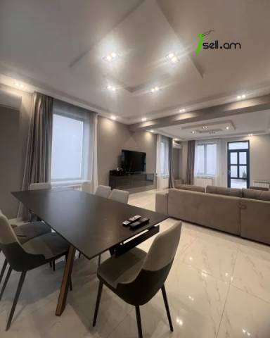 Երկու հարկանի քարե տուն Գոգոլի փողոցում Քանաքեռ Զեյթունում, 550 ք.մ., 3+ սանհանգույց