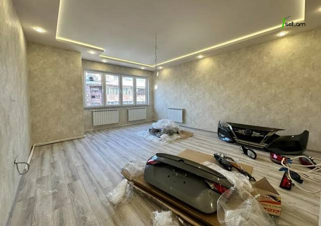 4 սենյականոց բնակարան Մոլդովական փողոցում, 100 ք.մ., 2/5 հարկ, կապիտալ վերանորոգված, քարե շենք