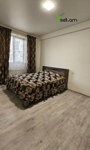 Երկու հարկանի քարե տուն Պետրոս Դուրյանի փողոցում Ավանում, 800 քմ, 2 սանհանգույց