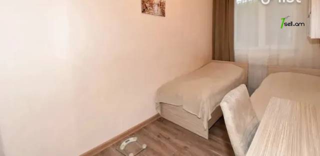 3 սենյականոց բնակարան Կոմիտասի պողոտայում, 75 ք.մ., 2/7 հարկ, 2 սանհանգույց, մի քանի պատշգամբ