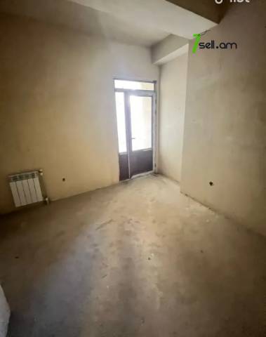 3 սենյականոց բնակարան նորակառույց շենքում Սերո Խանզադյան փողոցում, 101 քմ, նախավերջին հարկ