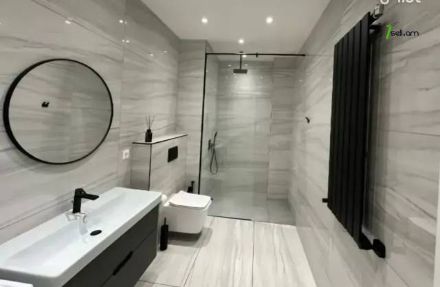 2 սենյականոց բնակարան նորակառույց շենքում Արամի փողոցում, 64 ք.մ., 6/9 հարկ, բարձր առաստաղներ