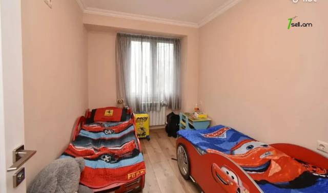 3 սենյականոց բնակարան Խաղաղ Դոնի փողոցում, 73 ք.մ., 3/9 հարկ, եվրովերանորոգված