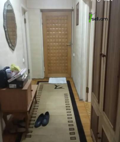 2 սենյականոց բնակարան Մոլդովական փողոցում, 77 քմ, նախավերջին հարկ, քարե շենք