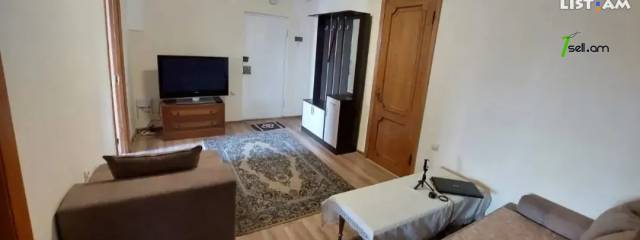 3 սենյականոց բնակարան Սայաթ-Նովայի պողոտայում, 80 քմ, 8/10 հարկ, կոսմետիկ վերանորոգում