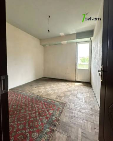 4 սենյականոց բնակարան Նոր Արեշի 4րդ փողոցում, 97 քմ, 3/9 հարկ