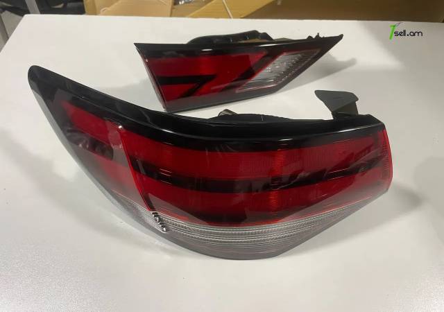 Nisan Sentra հետևի ձախ ստոպ