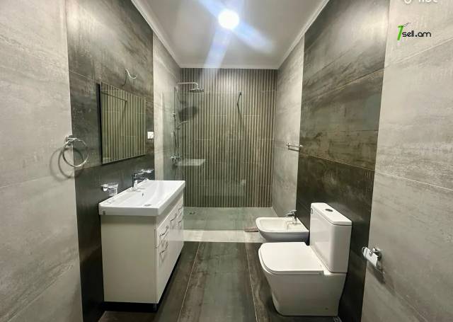 4 սենյականոց բնակարան նորակառույց շենքում Թերլեմեզյանի փողոցում, 130 քմ, 10/15 հարկ, 2 սանհանգույց