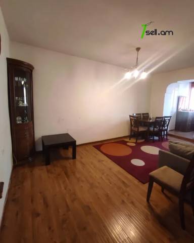 2 սենյականոց բնակարան Կոմիտասի պողոտայում, 45 ք.մ., կոսմետիկ վերանորոգում, քարե շենք