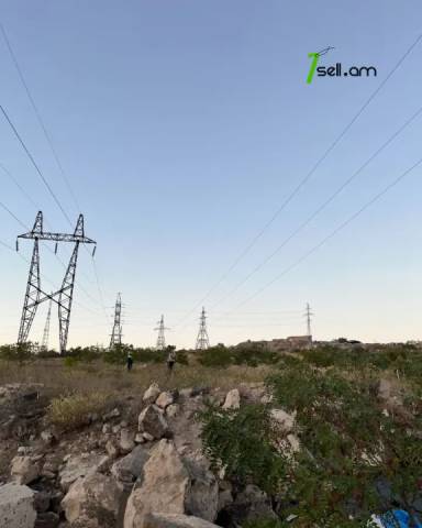 Հողատարածք բնակելի շինությունների համար Դավիթ Բեկի փողոցում Նոր Նորքում, 2000 ք.մ.