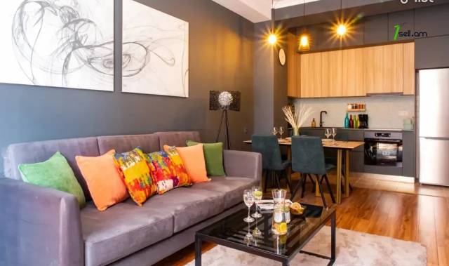 2 սենյականոց բնակարան նորակառույց շենքում Նիկողայոս Ադոնցի փողոցում, 43 քմ, 5/8 հարկ