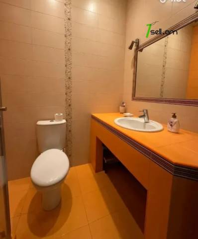 4 սենյականոց բնակարան նորակառույց շենքում Դերենիկ Դեմիրճյան փողոցում, 181 ք.մ., 4/11 հարկ