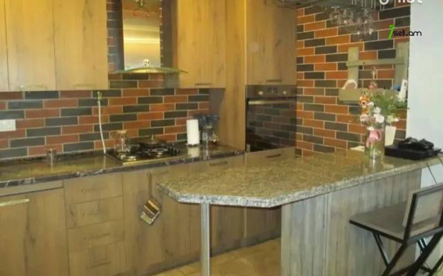 4 սենյականոց բնակարան նորակառույց շենքում Գյուրջյան փողոցում, 130 քմ, 5/8 հարկ, 3+ սանհանգույց