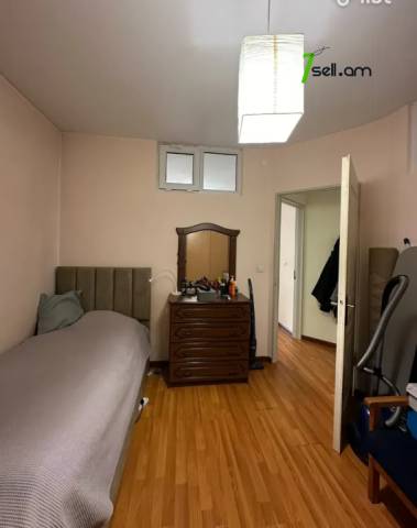 3 սենյականոց բնակարան նորակառույց շենքում Վերին Անտառային փողոցում, 83 ք.մ., 3/6 հարկ, 2 սանհանգույց