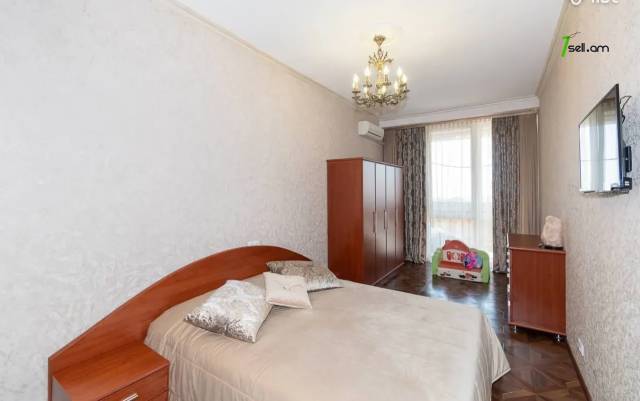 3 սենյականոց բնակարան նորակառույց շենքում Նաիրի Զարյան փողոցում, 113 ք.մ., բարձր առաստաղներ