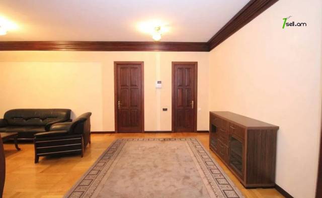 3 սենյականոց բնակարան նորակառույց շենքում Հյուսիսային պողոտայում, 120 ք.մ., 2 սանհանգույց