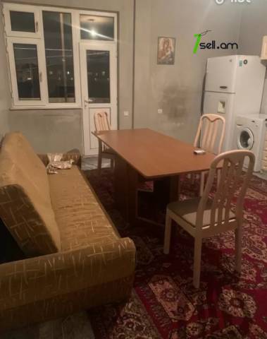 4 սենյականոց բնակարան Մանանդյան փողոցում, 134 ք.մ., մասնակի վերանորոգում, քարե շենք