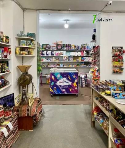 Առևտրային տարածք Աղբյուր Սերոբի փողոցում Արաբկիրում, 94 քմ