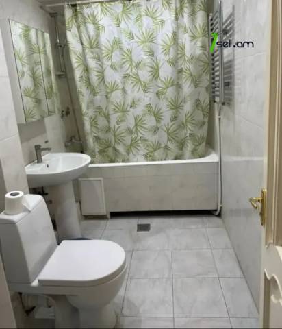 3 սենյականոց բնակարան Ֆրիկի փողոցում, 100 ք.մ., 3/9 հարկ, կապիտալ վերանորոգված