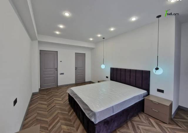 4 սենյականոց բնակարան նորակառույց շենքում, Ներսիսյան փողոցի փակուղի, 200 քմ, նախավերջին հարկ