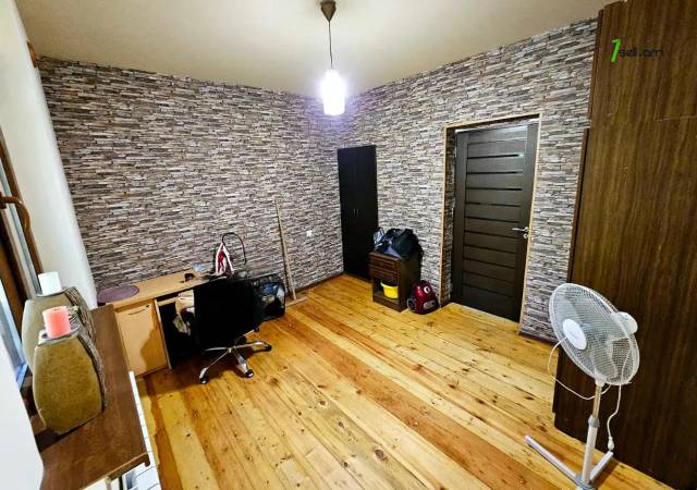 Մեկ հարկանի քարե տուն Գյուլբենկյան փողոցում Արաբկիրում, 900 ք.մ., 2 սանհանգույց, եվրովերանորոգված