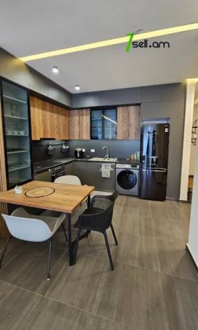 3 սենյականոց բնակարան նորակառույց շենքում Արամի փողոցում, 70 ք.մ., 5/12 հարկ, բարձր առաստաղներ
