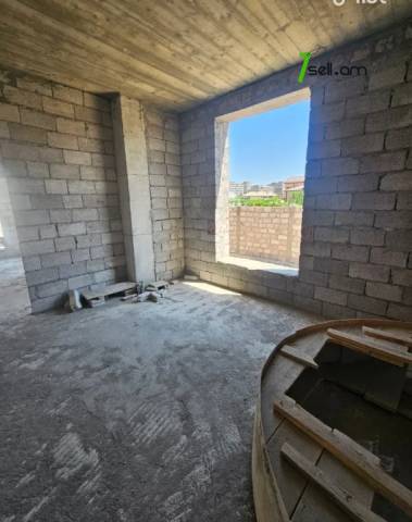 Երեք հարկանի տուն, Գ-1 թաղամաս Աջափնյակում, 280 քմ, 3+ սանհանգույց