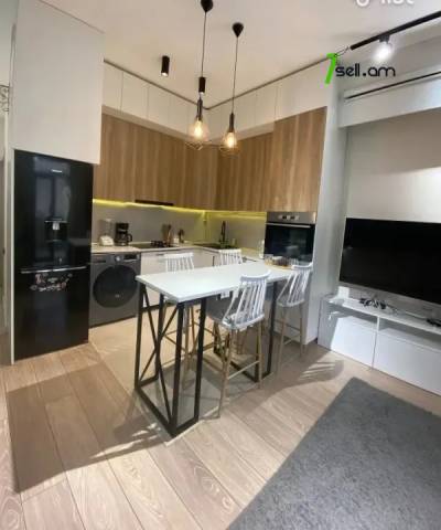 2 սենյականոց բնակարան նորակառույց շենքում Երզնկյան փողոցում, 61 քմ, 2/5 հարկ, բարձր առաստաղներ