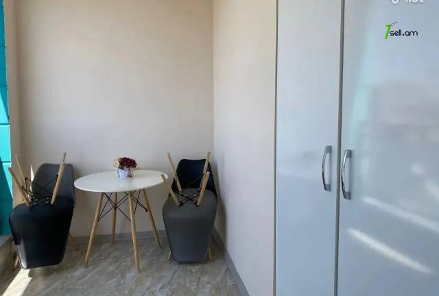 2 սենյականոց բնակարան նորակառույց շենքում Չեխովի փողոցում, 54 քմ, նախավերջին հարկ, բարձր առաստաղներ