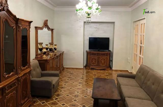 3 սենյականոց բնակարան Կոմիտասի պողոտայում, 92 քմ, 3/5 հարկ, բարձր առաստաղներ, մի քանի պատշգամբ