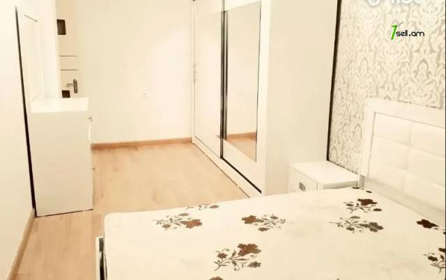 3 սենյականոց բնակարան Կոմիտասի պողոտայում, 86 ք.մ., բարձր առաստաղներ, 1/6 հարկ