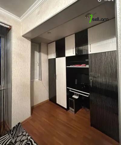 4 սենյականոց բնակարան Խաղաղ Դոնի փողոցում, 96 ք.մ., 1/9 հարկ, եվրովերանորոգված