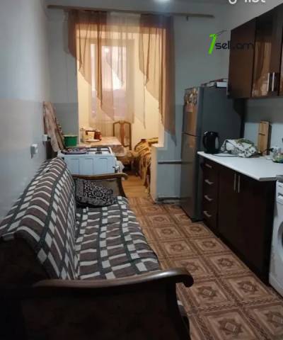 4 սենյականոց բնակարան Ռոստովյան փողոցում, 70 ք.մ., կոսմետիկ վերանորոգում