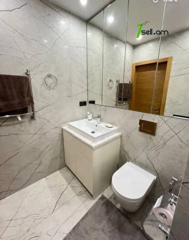 2 սենյականոց բնակարան նորակառույց շենքում Նիկողայոս Տիգրանյան փողոցում, 60 քմ, 10/12 հարկ