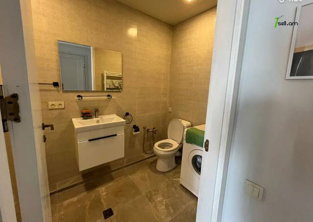 3 սենյականոց բնակարան նորակառույց շենքում Ռուբեն Սևակի փողոցում, 84 ք.մ., 5/7 հարկ, 2 սանհանգույց